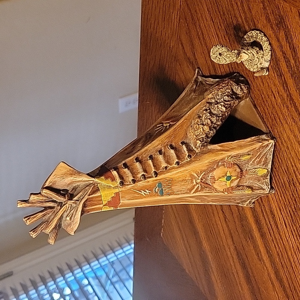 Southwest Native American Ceramic Teepee / Rattlesnake Figurine Decor Lot